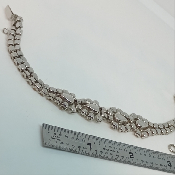 * Vintage Kramer 925 Safety Chain Clasp Rhinestones Bracelet - Picture 4 of 6